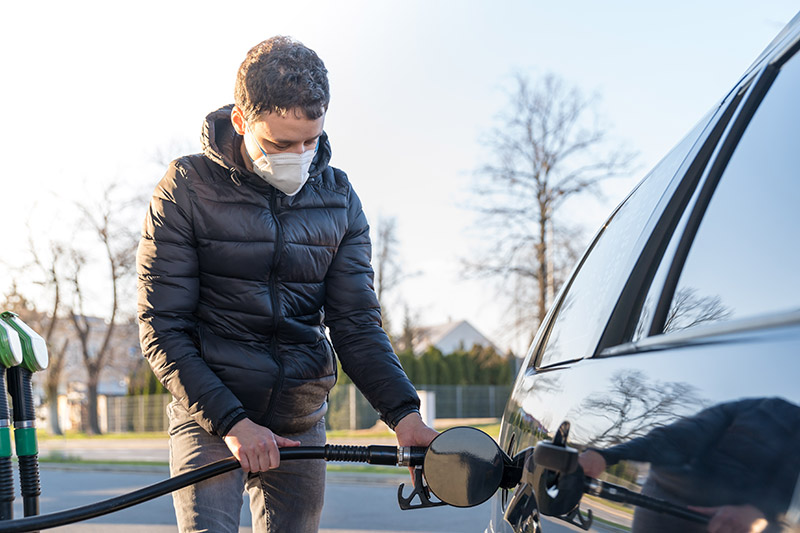 Will Gas‑Car Prices Drop as Electric Vehicles Grow?